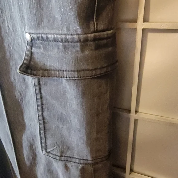 Larry Levine stretch size 8 black jeans - Picture 5 of 11